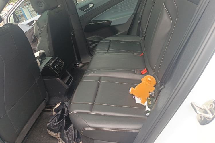 Used Volkswagen ID.4 X 2024 Pure & Smart Edition Interior 4
