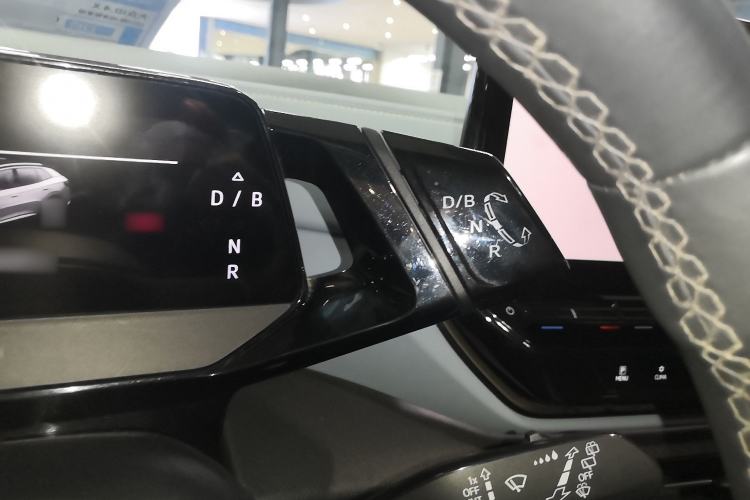 Used Volkswagen ID.4 X 2024 Pure & Smart Edition Interior 4
