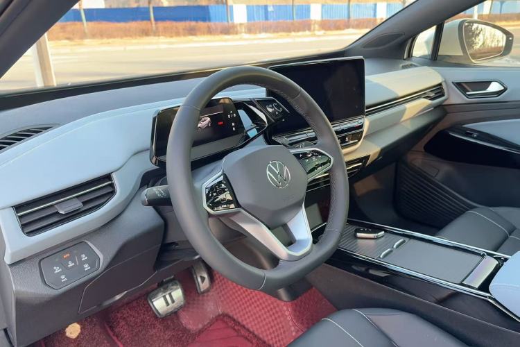 Used Volkswagen ID.4 X 2024 Pure & Smart Edition Interior 5