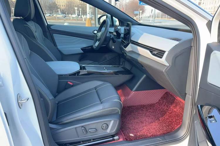 Used Volkswagen ID.4 X 2024 Pure & Smart Edition Interior 7