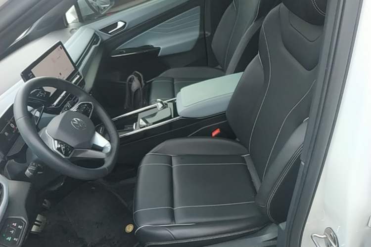 Used Volkswagen ID.4 X 2024 Pure & Smart Edition Left Front Seat