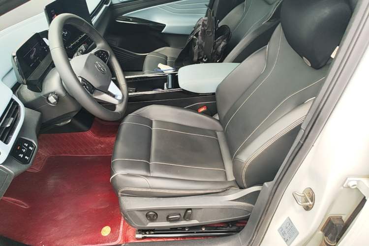 Used Volkswagen ID.4 X 2024 Pure & Smart Edition Left Front Seat