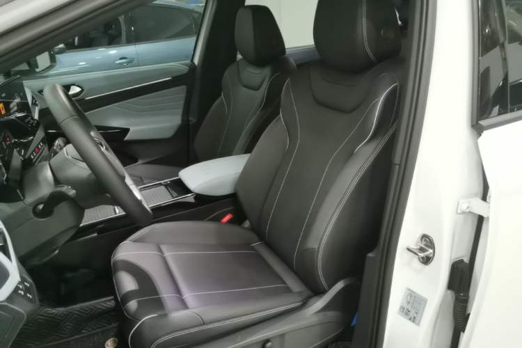 Used Volkswagen ID.4 X 2024 Pure & Smart Edition Left Front Seat