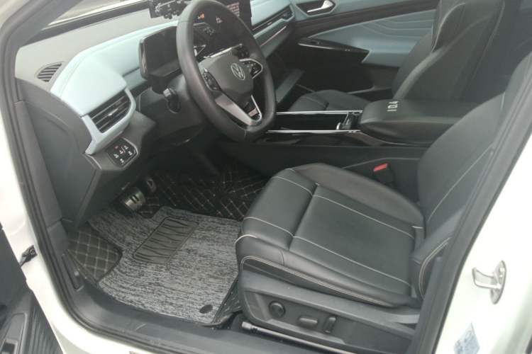 Used Volkswagen ID.4 X 2024 Pure & Smart Edition Left Front Seat