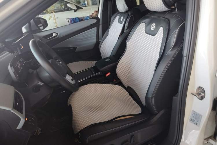 Used Volkswagen ID.4 X 2024 Pure & Smart Edition Left Front Seat