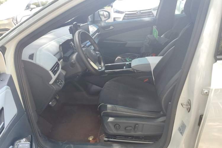 Used Volkswagen ID.4 X 2024 Pure & Smart Edition Left Front Seat