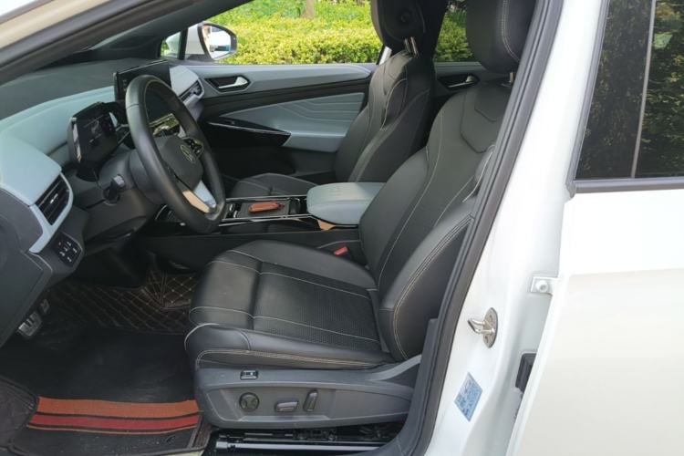 Used Volkswagen ID.4 X 2024 Pure & Smart Edition Left Front Seat