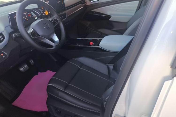 Used Volkswagen ID.4 X 2024 Pure & Smart Edition Left Front Seat