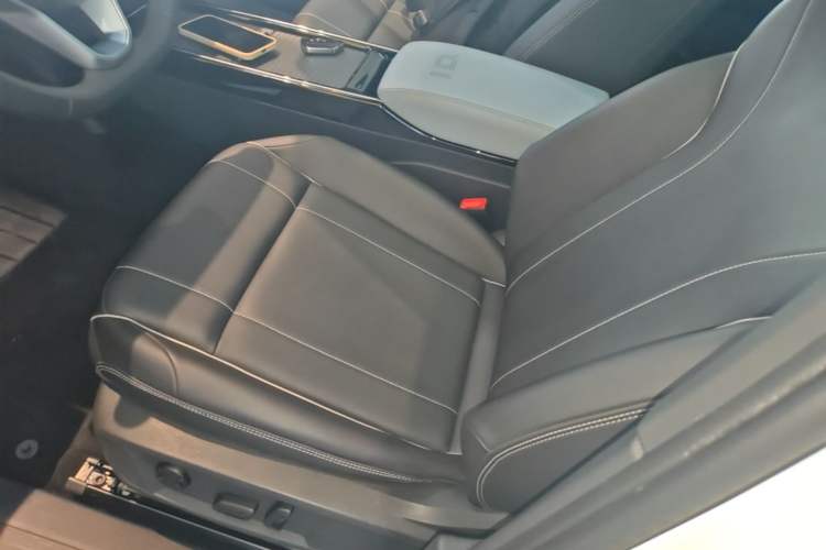 Used Volkswagen ID.4 X 2024 Pure & Smart Edition Left Front Seat