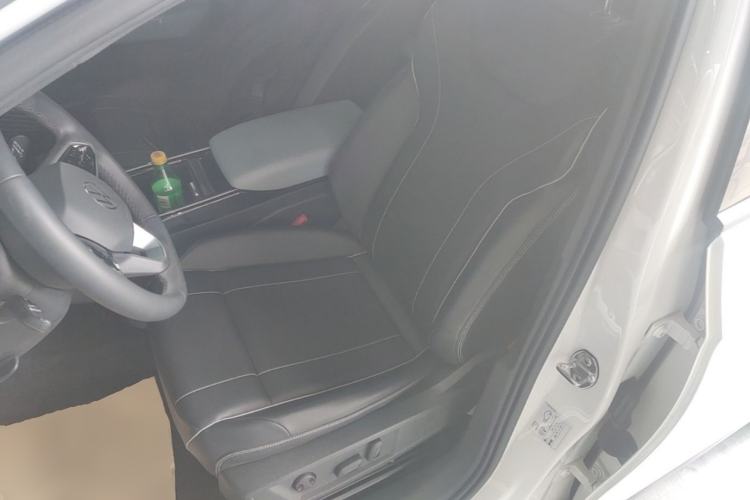 Used Volkswagen ID.4 X 2024 Pure & Smart Edition Left Front Seat