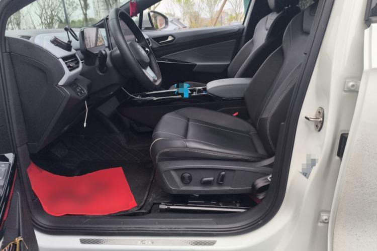 Used Volkswagen ID.4 X 2024 Pure & Smart Edition Left Front Seat