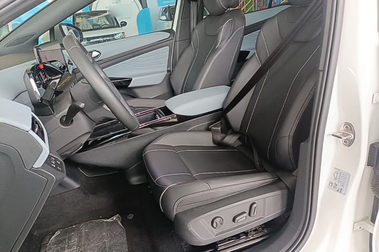 Used Volkswagen ID.4 X 2024 Pure & Smart Edition Left Front Seat
