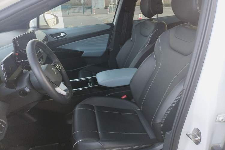 Used Volkswagen ID.4 X 2024 Pure & Smart Edition Left Front Seat