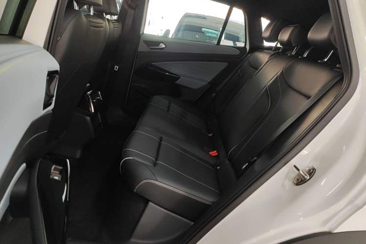 Used Volkswagen ID.4 X 2024 Pure & Smart Edition Left Rear Seat