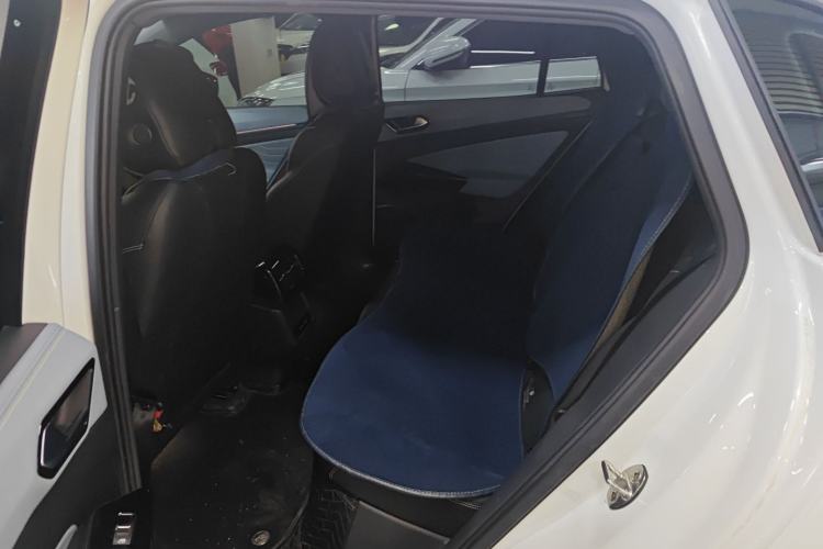 Used Volkswagen ID.4 X 2024 Pure & Smart Edition Left Rear Seat