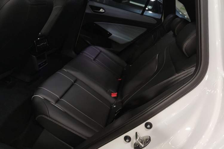 Used Volkswagen ID.4 X 2024 Pure & Smart Edition Left Rear Seat