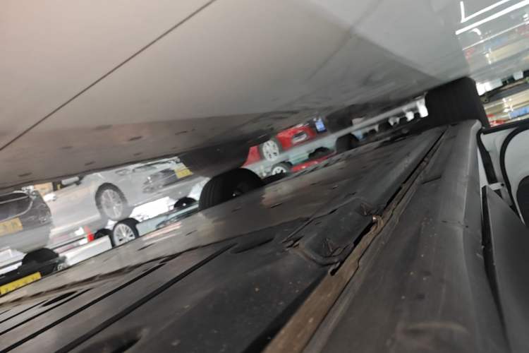 Used Volkswagen ID.4 X 2024 Pure & Smart Edition Left Side Sill