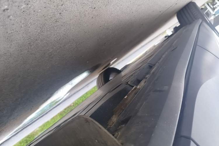 Used Volkswagen ID.4 X 2024 Pure & Smart Edition Left Side Sill