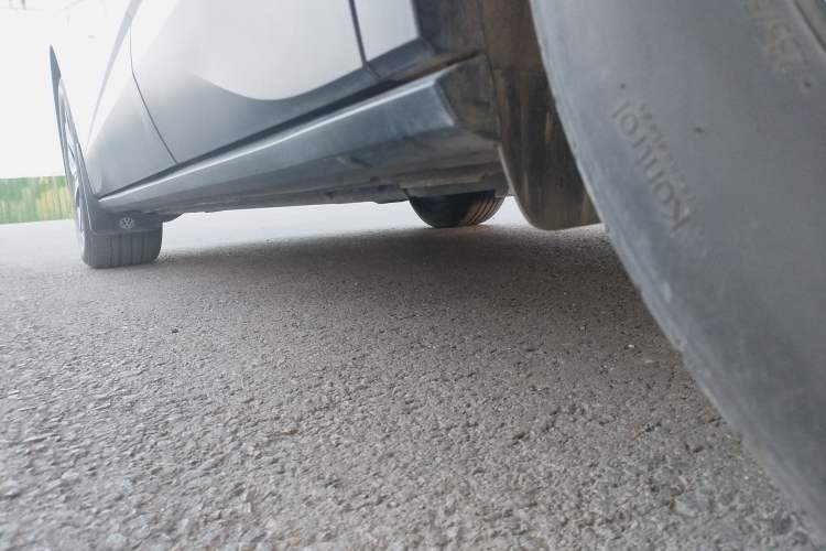 Used Volkswagen ID.4 X 2024 Pure & Smart Edition Left Side Sill