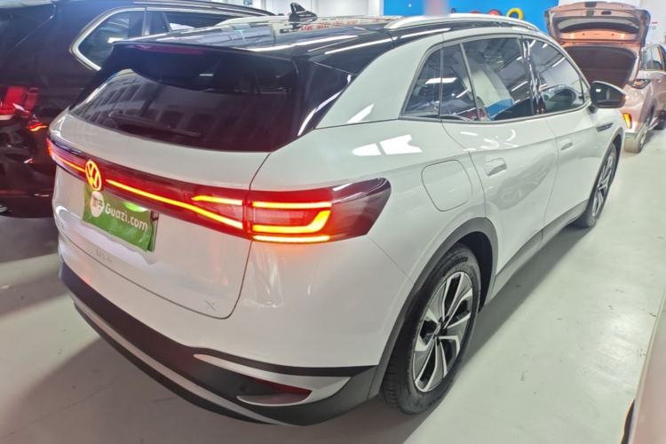 Used Volkswagen ID.4 X 2024 Pure & Smart Edition Rear Right 45 Deg