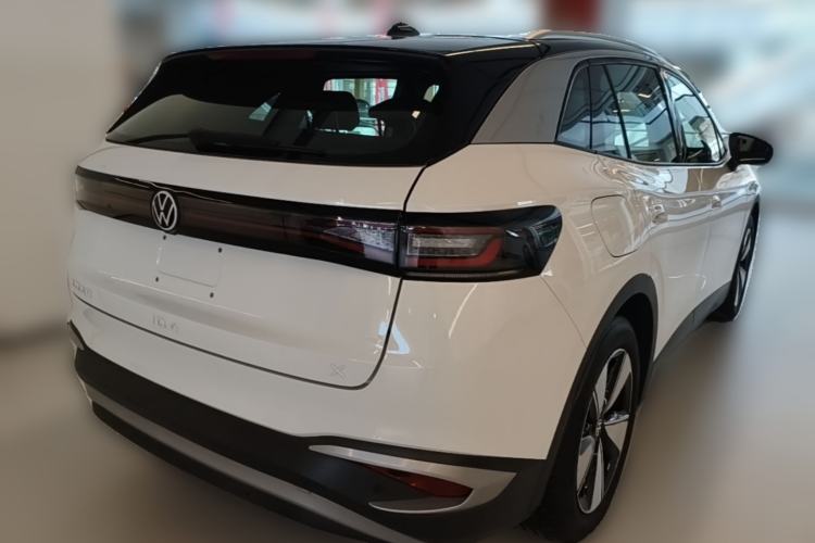 Used Volkswagen ID.4 X 2024 Pure & Smart Edition Rear Right 45 Deg