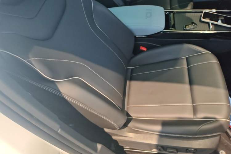 Used Volkswagen ID.4 X 2024 Pure & Smart Edition Right Front Seat