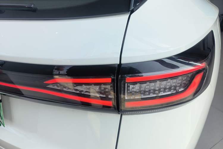 Used Volkswagen ID.4 X 2024 Pure & Smart Edition Right Rear Taillight