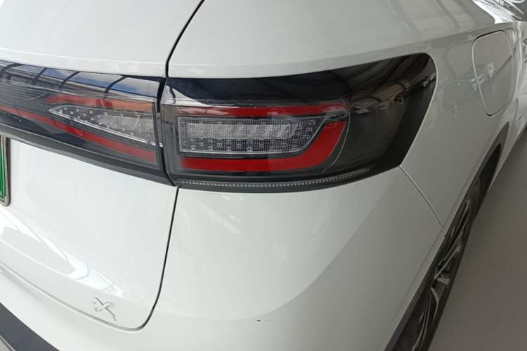 Used Volkswagen ID.4 X 2024 Pure & Smart Edition Right Rear Taillight