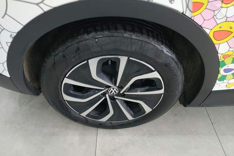 Used Volkswagen ID.4 X 2024 Pure & Smart Edition Right Rear Wheel Hub