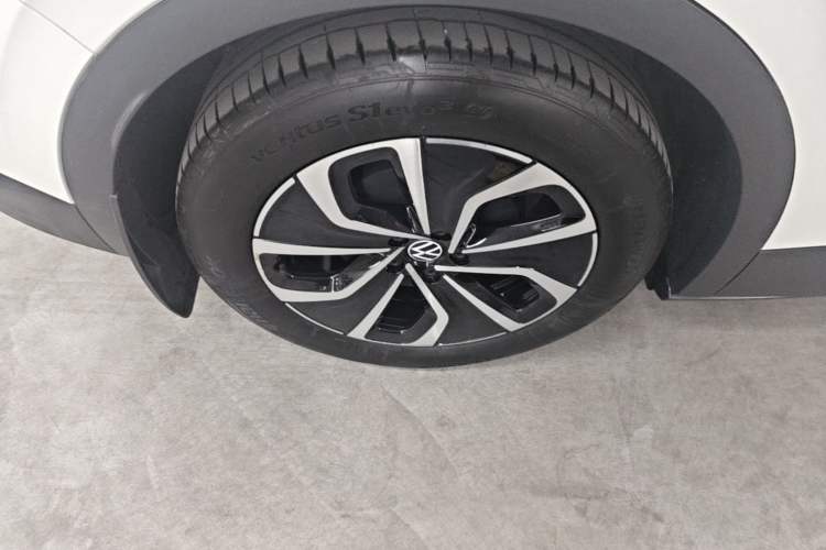 Used Volkswagen ID.4 X 2024 Pure & Smart Edition Right Rear Wheel Hub