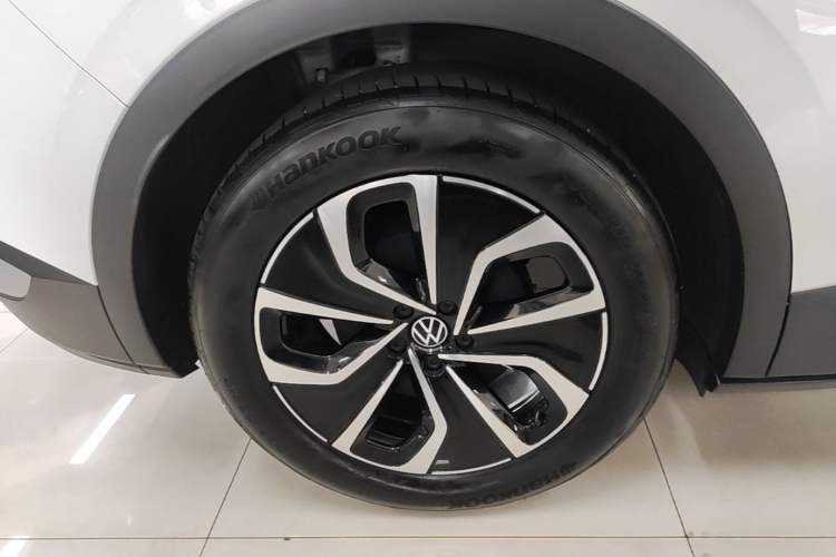 Used Volkswagen ID.4 X 2024 Pure & Smart Edition Right Rear Wheel Hub