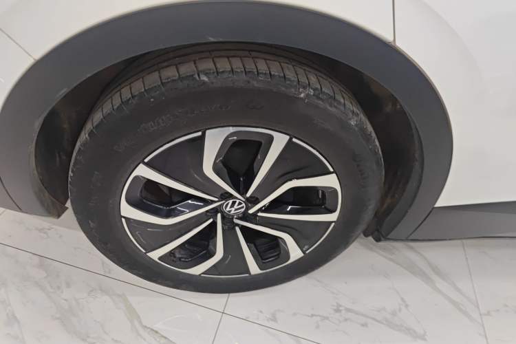 Used Volkswagen ID.4 X 2024 Pure & Smart Edition Right Rear Wheel Hub