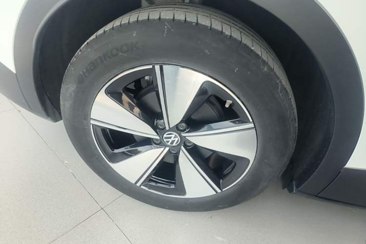Used Volkswagen ID.4 X 2024 Pure & Smart Edition Right Rear Wheel Hub