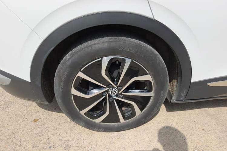 Used Volkswagen ID.4 X 2024 Pure & Smart Edition Right Rear Wheel Hub