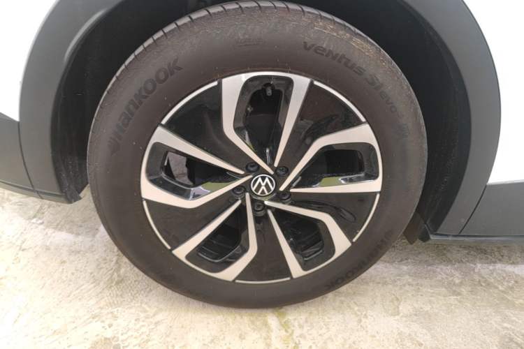 Used Volkswagen ID.4 X 2024 Pure & Smart Edition Right Rear Wheel Hub