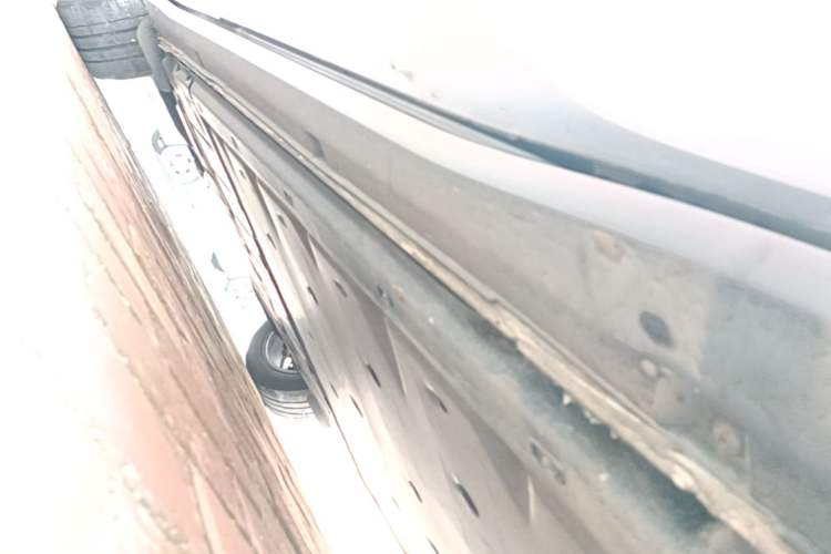 Used Volkswagen ID.4 X 2024 Pure & Smart Edition Right Side Sill
