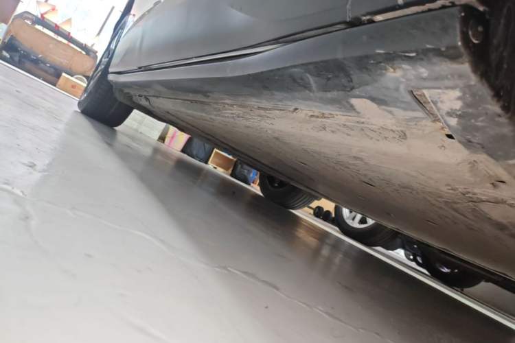 Used Volkswagen ID.4 X 2024 Pure & Smart Edition Right Side Sill