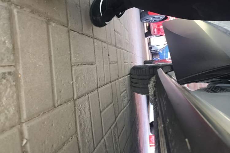 Used Volkswagen ID.4 X 2024 Pure & Smart Edition Right Side Sill