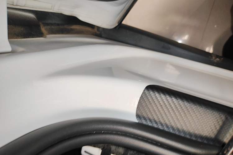 Used Volkswagen ID.4 X 2024 Pure & Smart Edition Right Side Sill