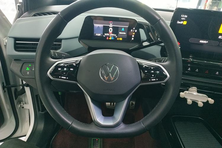 Used Volkswagen ID.4 X 2024 Pure & Smart Edition Steering Wheel