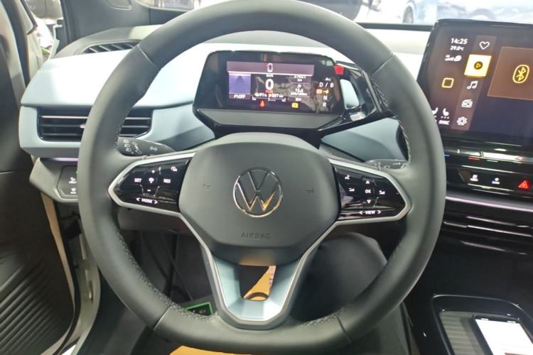 Used Volkswagen ID.4 X 2024 Pure & Smart Edition Steering Wheel