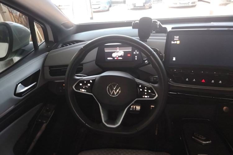 Used Volkswagen ID.4 X 2024 Pure & Smart Edition Steering Wheel