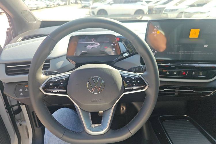 Used Volkswagen ID.4 X 2024 Pure & Smart Edition Steering Wheel