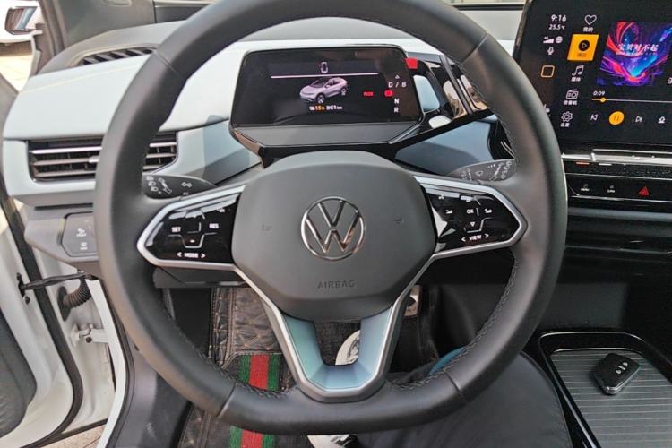 Used Volkswagen ID.4 X 2024 Pure & Smart Edition Steering Wheel