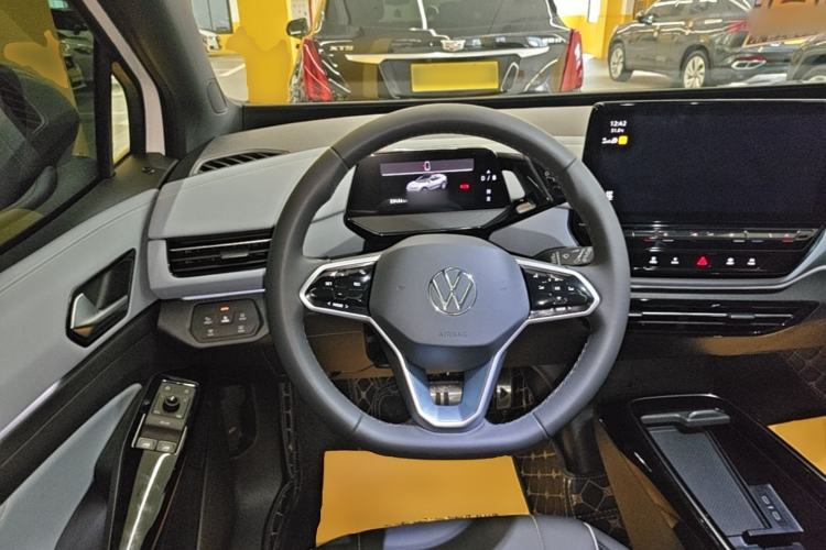 Used Volkswagen ID.4 X 2024 Pure & Smart Edition Steering Wheel