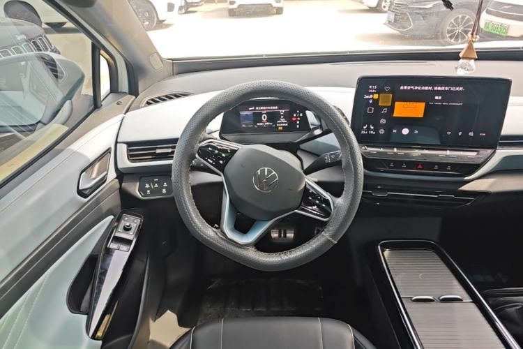 Used Volkswagen ID.4 X 2024 Pure & Smart Edition Steering Wheel