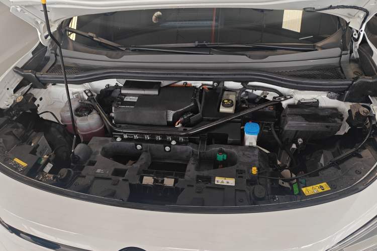 Used Volkswagen ID.4 X 2024 Pure & Smart Edition Trunk