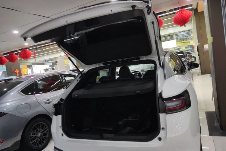 Used Volkswagen ID.4 X 2024 Pure & Smart Edition Trunk
