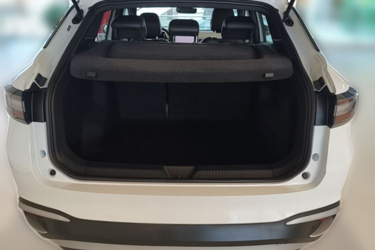 Used Volkswagen ID.4 X 2024 Pure & Smart Edition Trunk