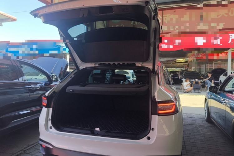 Used Volkswagen ID.4 X 2024 Pure & Smart Edition Trunk